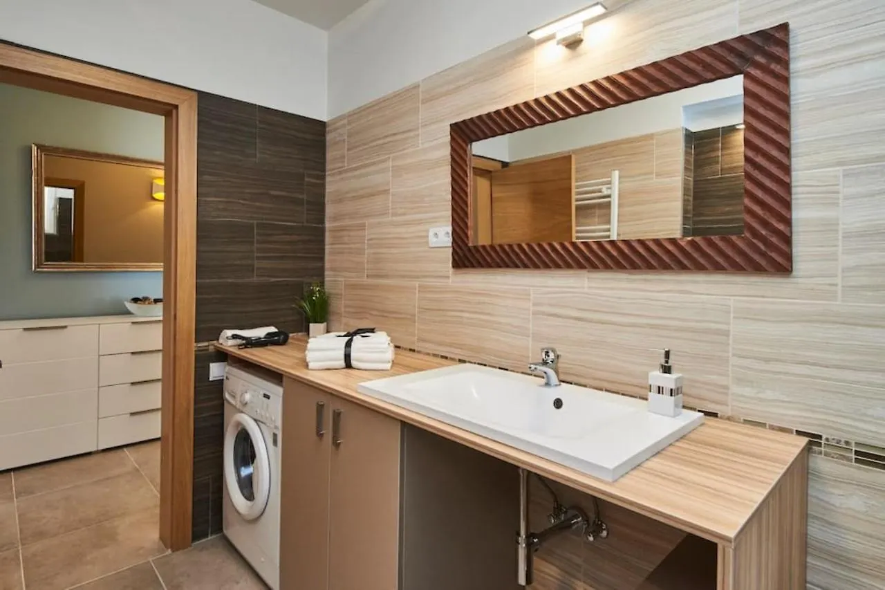 Orangehomes Fantastic 3 Bedrooms Apartment Dohany Street Budapest