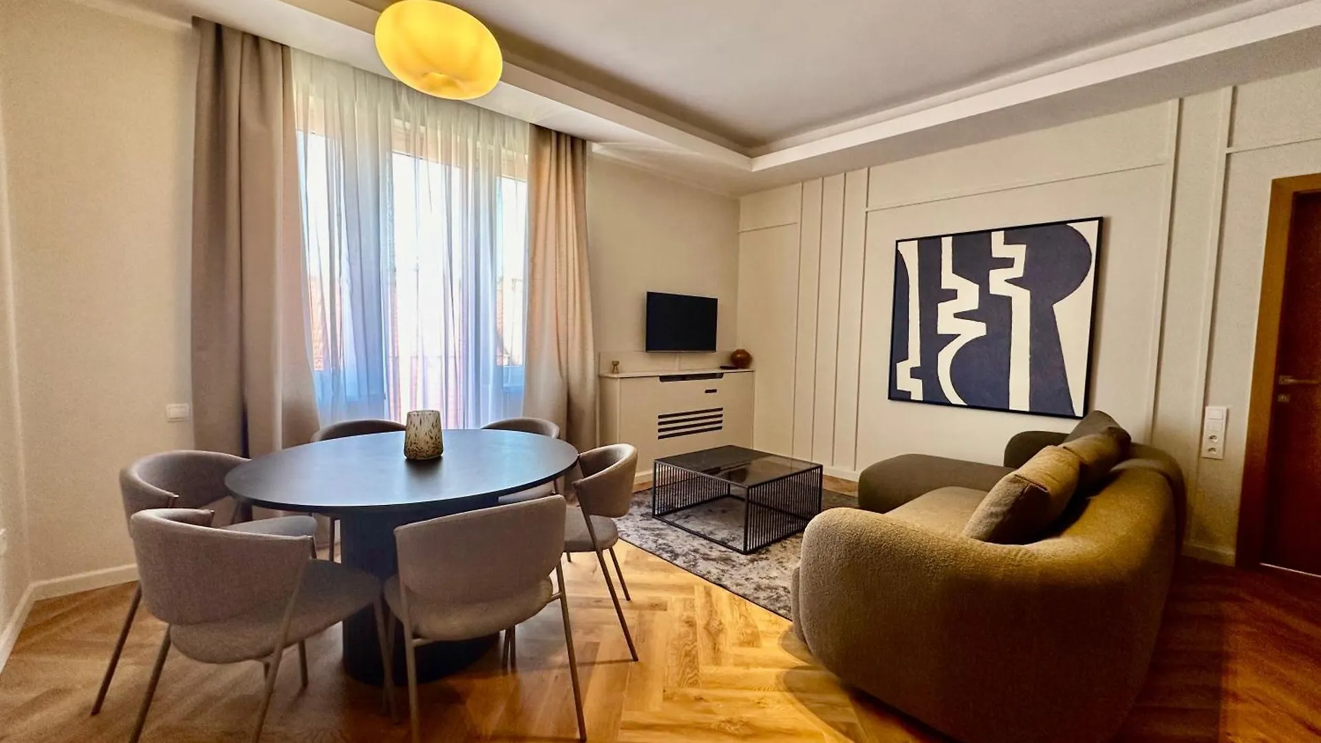 ORANGEHOMES Fantastic 3 bedrooms apartment Dohány street Boedapest Hongarije